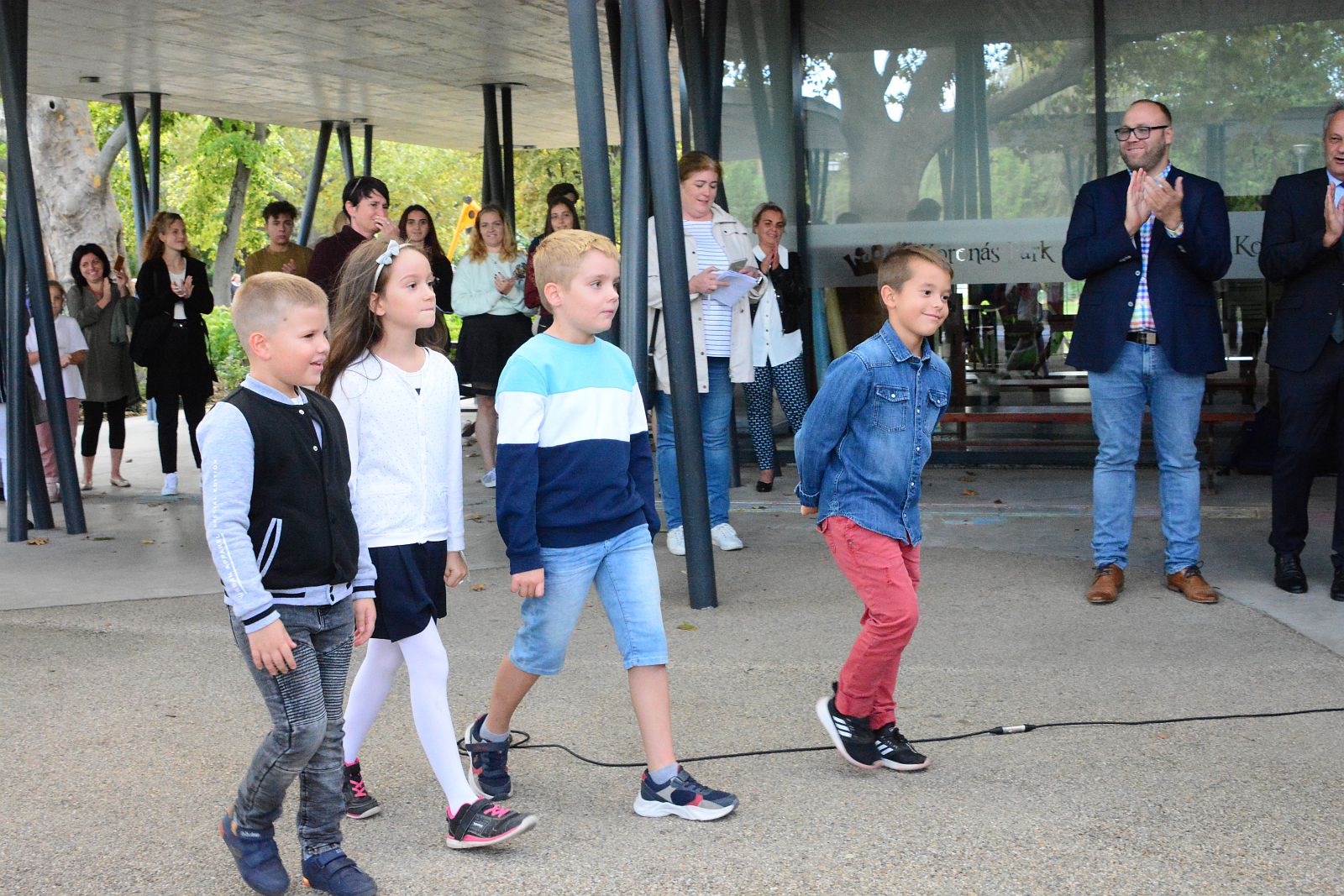 A Smartbin program rajzpályázatának eredményhirdetése a Koronás Parkban